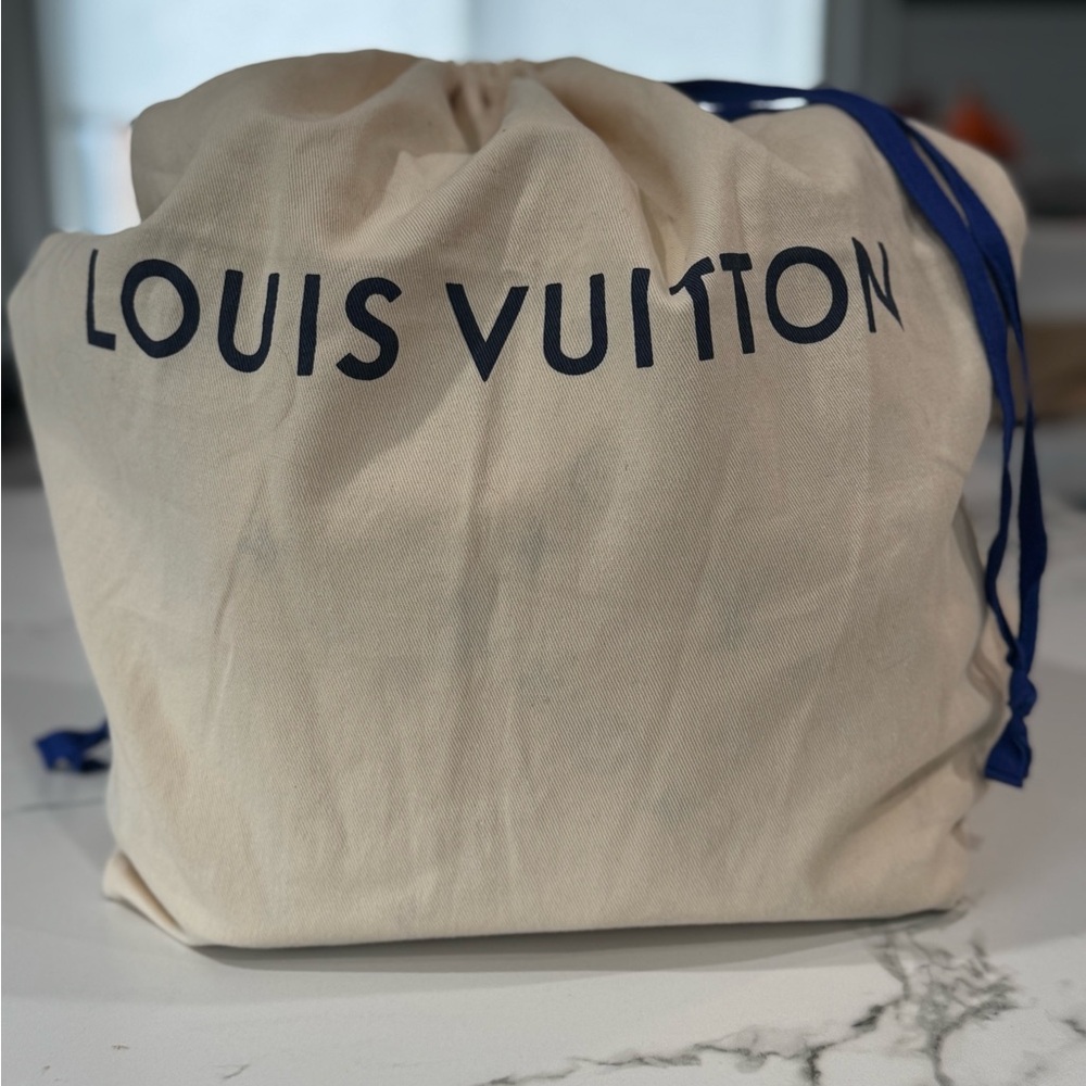 Louis Vuitton x Murakami White Multicolor Petit Noe Bag - Picture 10 of 12